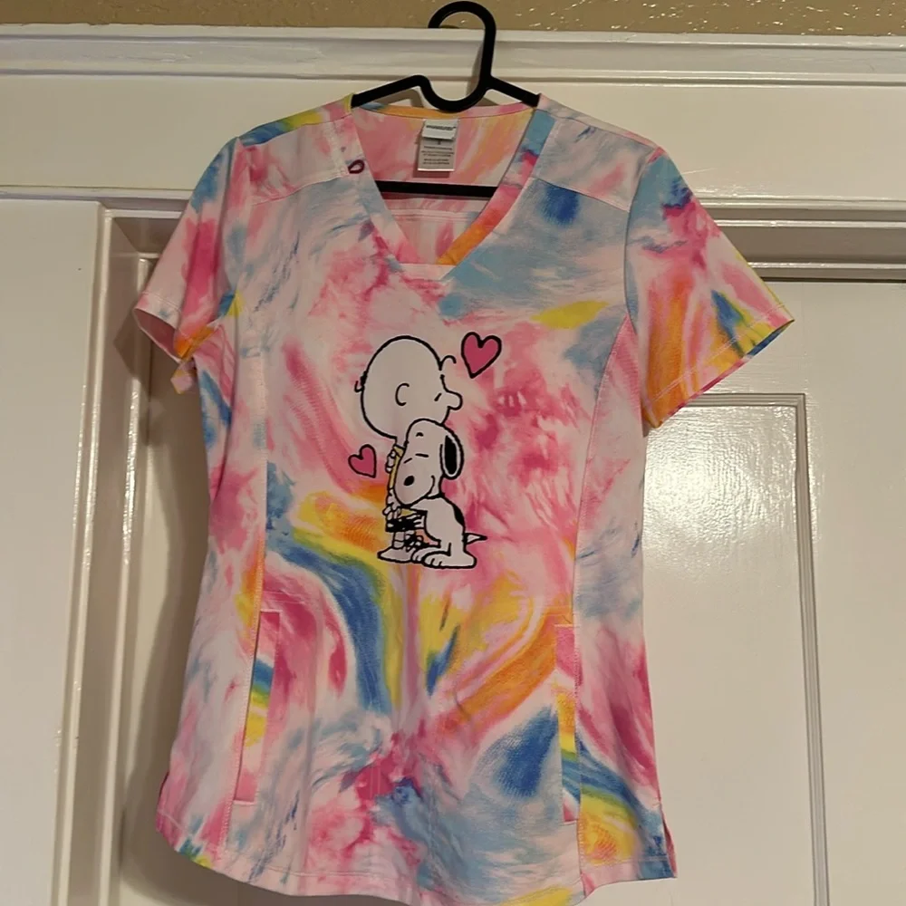 Peanuts size small scrub top - Picture 1 of 2